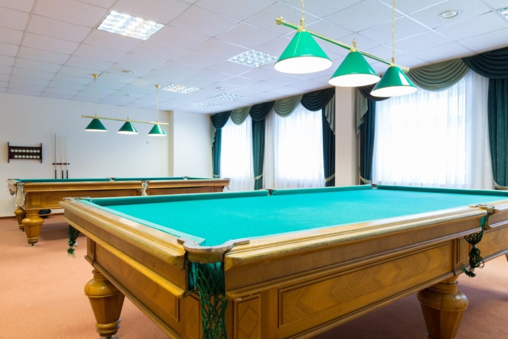 Professional pool table movers in Auckland