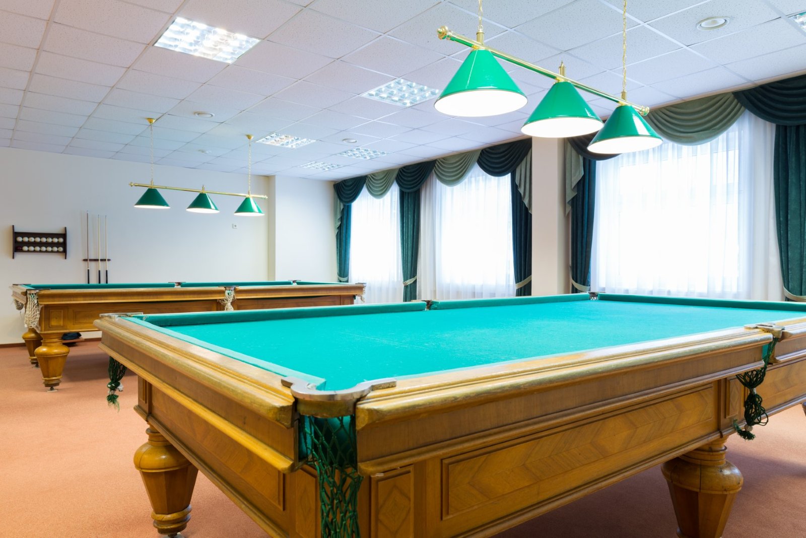 Professional pool table movers in Auckland